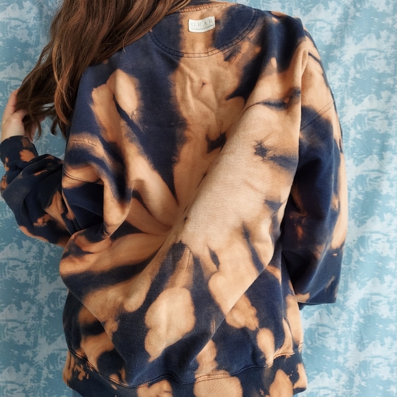 Bleach Dyed Gear For Sports Crewneck - Picture 2 of 4